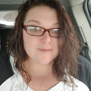 Meet your Posher, Cassandra